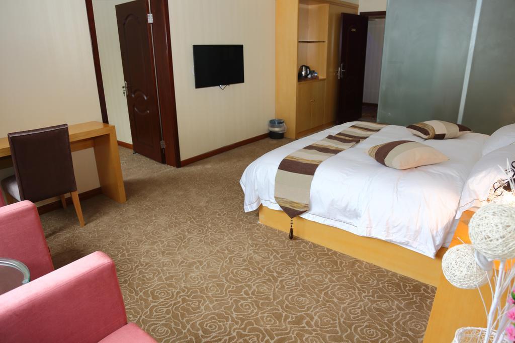Panshan Tingquan Tuwo Holiday Resort Leshan Chambre photo