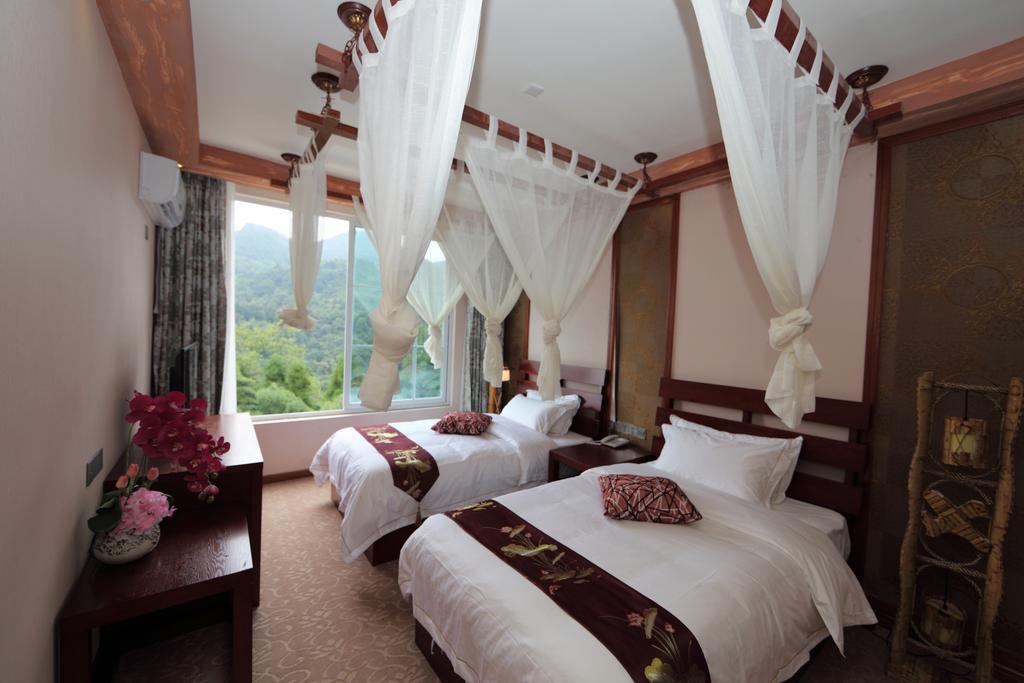 Panshan Tingquan Tuwo Holiday Resort Leshan Chambre photo