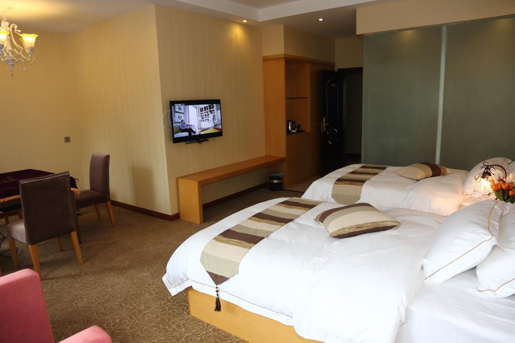 Panshan Tingquan Tuwo Holiday Resort Leshan Chambre photo